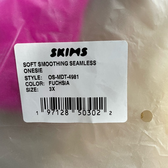 SKIMS soft smoothing seamless cami onesie in fuschia - Picture 4 of 4